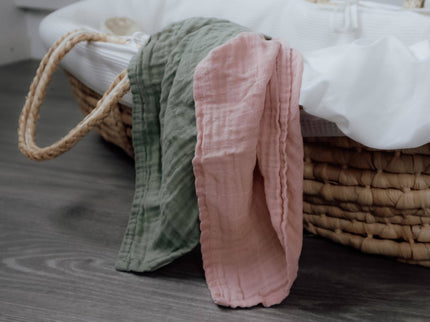 2er-Pack Bio-Musselin-Stoffwindeln-Ein Blatt, ein Solid - My Comfy Nest