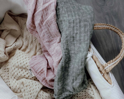 Bio Musselin Stoffwindeln  2er-Pack-Ein Blatt, ein Solid - My Comfy Nest