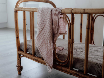 2er-Pack Bio-Musselin-Stoffwindeln-Ein Blatt, ein Solid - My Comfy Nest