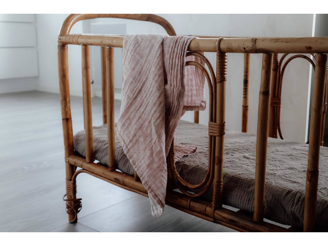 2er-Pack Bio-Musselin-Stoffwindeln-Ein Blatt, ein Solid - My Comfy Nest