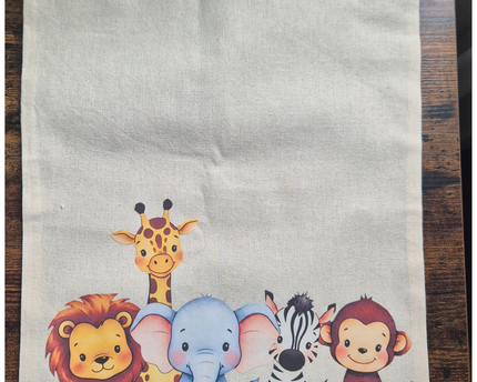 Bio-Baumwolle Neugeborenen Geschenkset – Strickjacke, Babydecke, GOTS-zertifizierte Rassel &amp; personalisierbarer bedruckter Beutel mit Kordelzug (0–3 Monate)-Jeans