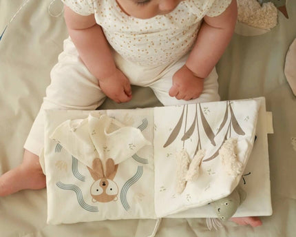 Baby-Stoffbuch - Tales of the Riverbank-100 % GOTS-Bio-Baumwollseiten - My Comfy Nest
